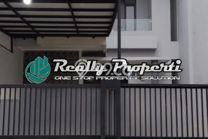 Rumah sewa siap pakai 4 Kamar Tidur di Pondok Kelapa, Jakarta Timur Rumah sewa siap pakai 4 Kamar Tidur di Pondok Kelapa, Jakarta Timur