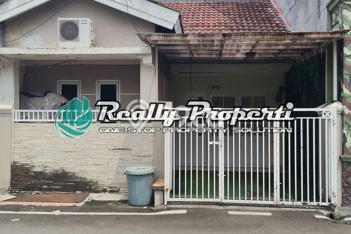 Disewakan Rumah Murah di Jatimelati Bekasi Punya 2 KT Disewakan Rumah Murah di Jatimelati Bekasi Punya 2 KT