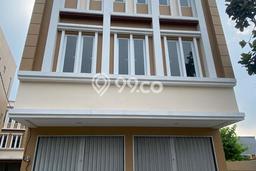 Ruko Paling Dicari LB 200m2 Dijual di Duren Sawit Ruko Paling Dicari LB 200m2 Dijual di Duren Sawit
