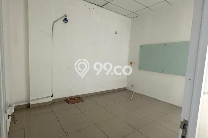 Ruko Dijual di Jakarta Selatan LT 108m2 & LB 216m2 Lokasi Terbaik! Ruko Dijual di Jakarta Selatan LT 108m2 & LB 216m2 Lokasi Terbaik!