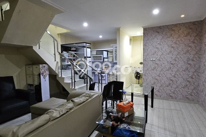 Sewa Rumah Harga Terjangkau di Modernland Tangerang dengan 2 KT Sewa Rumah Harga Terjangkau di Modernland Tangerang dengan 2 KT