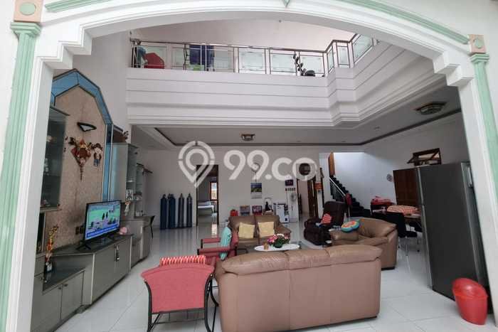 Rumah Elit LB 500m2 Siap Huni Desain Elegan di Jelambar, Jakarta Barat Rumah Elit LB 500m2 Siap Huni Desain Elegan di Jelambar, Jakarta Barat