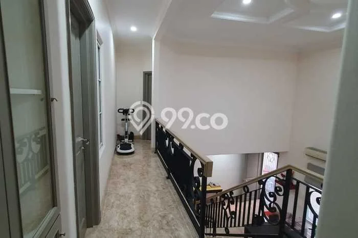 Ready to Use! Luxury House LT 308m2 Desain Elegan di Lippo Karawaci Ready to Use! Luxury House LT 308m2 Desain Elegan di Lippo Karawaci