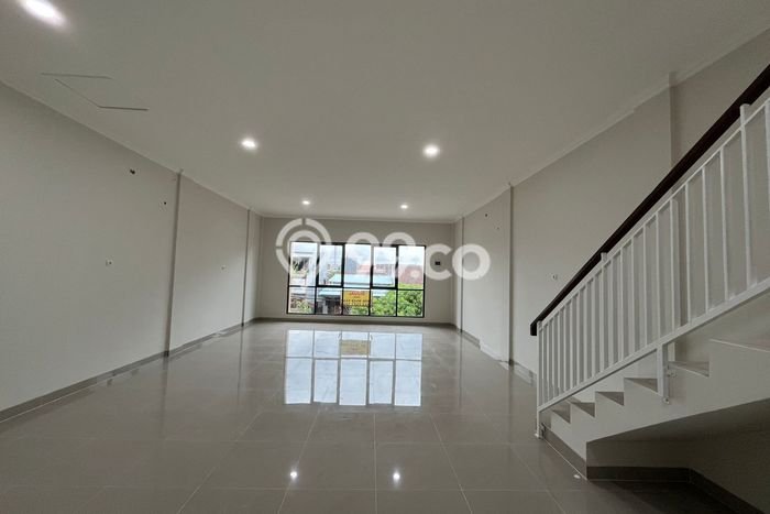 Unit Ruko Dijual di Tangerang LT 72m2 & LB 144m2 Unit Ruko Dijual di Tangerang LT 72m2 & LB 144m2