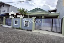 Rumah Disewakan Sleman LT 305m2 LB 170m2 Area Caturtunggal Rumah Disewakan Sleman LT 305m2 LB 170m2 Area Caturtunggal