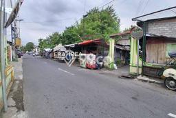 Kavling Tanah di Gedong Tengen Dijual Luas 641m2 Legalitas - Kavling Tanah di Gedong Tengen Dijual Luas 641m2 Legalitas -