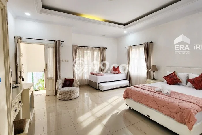 LOKASI TERBAIK! Vila Kawasan , Dimensi 684m2m², Area Strategis dengan jalan mudah LOKASI TERBAIK! Vila Kawasan , Dimensi 684m2m², Area Strategis dengan jalan mudah