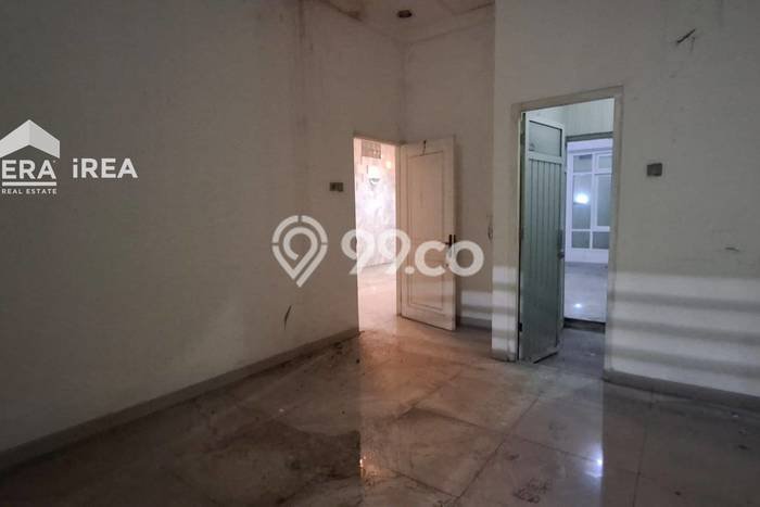 Area Ramai! Komersial Dijual di Mantrijeron untuk Bisnis Luas Bangunan 200m2 Area Ramai! Komersial Dijual di Mantrijeron untuk Bisnis Luas Bangunan 200m2