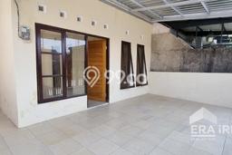 Rumah Minimalis Terbaik Siap Huni Area Solo Baru LT 50m2 Rumah Minimalis Terbaik Siap Huni Area Solo Baru LT 50m2