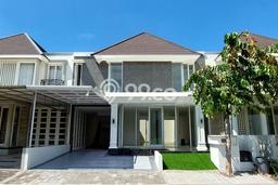 Hunian Mewah LB 252m2 Siap Pakai Desain Elegan di Menganti, Surabaya Hunian Mewah LB 252m2 Siap Pakai Desain Elegan di Menganti, Surabaya