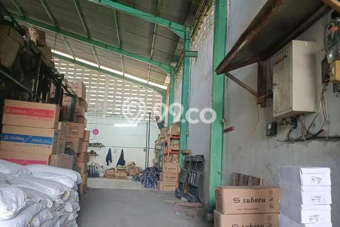 Unit Gudang disewakan di Mojoagung Jombang dengan LT 2592m2 / LB 2592m2 Unit Gudang disewakan di Mojoagung Jombang dengan LT 2592m2 / LB 2592m2