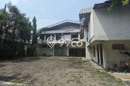 Disewakan Gudang di Kawasan Ramai Manukan Luas 900m2 Disewakan Gudang di Kawasan Ramai Manukan Luas 900m2