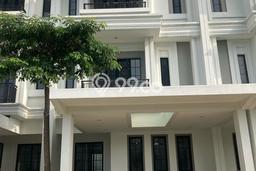 Ready to Use! Premium House LT 126m2 Desain Elegan di Alam Sutera Ready to Use! Premium House LT 126m2 Desain Elegan di Alam Sutera