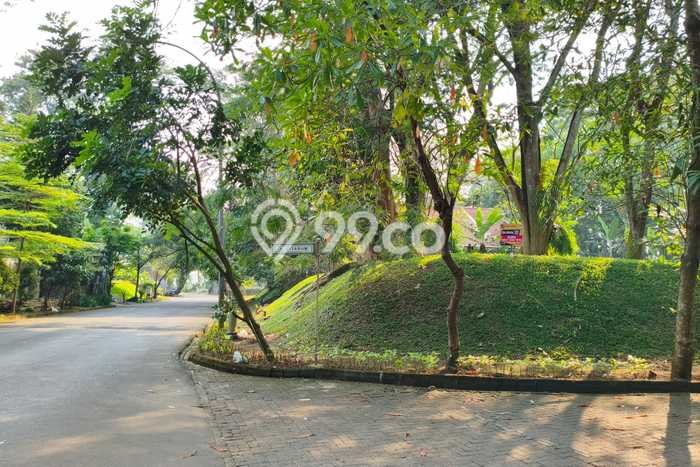 Tanah Dijual Lokasi Serpong Utara, Tangerang Selatan Luas 566m2 Legalitas Aman Tanah Dijual Lokasi Serpong Utara, Tangerang Selatan Luas 566m2 Legalitas Aman