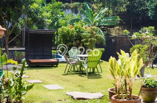 PELUANG INVESTASI! Vila Kawasan , Luas 400m2m², Prospek Bagus PELUANG INVESTASI! Vila Kawasan , Luas 400m2m², Prospek Bagus