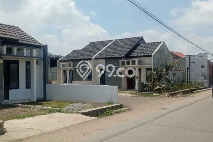 Lahan Kosong Dijual di Cihampelas, Bandung Barat, Luas 3872m2 Area Strategis Lahan Kosong Dijual di Cihampelas, Bandung Barat, Luas 3872m2 Area Strategis
