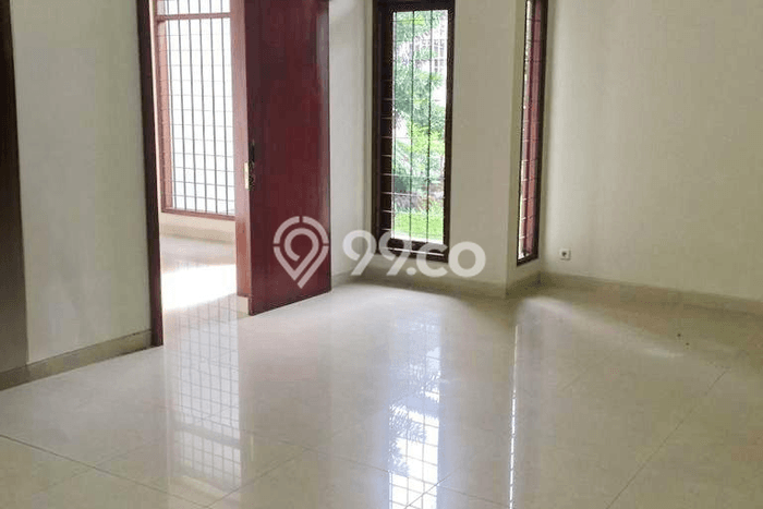 Lokasi terbaik! Rumah siap pakai disewakan di Sukajadi LB 180m2 Lokasi terbaik! Rumah siap pakai disewakan di Sukajadi LB 180m2