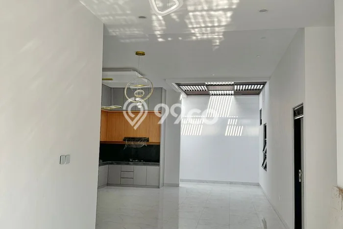 Rumah Minimalis 3 KT LT 153m2 di Taman Kopo Indah Rumah Minimalis 3 KT LT 153m2 di Taman Kopo Indah