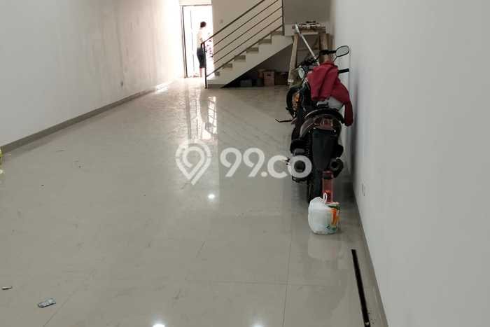 Untuk Dijual! Ruko di Holis Cigondewah Bandung LT 99m2 / LB 144m2 Kawasan Strategis Untuk Dijual! Ruko di Holis Cigondewah Bandung LT 99m2 / LB 144m2 Kawasan Strategis