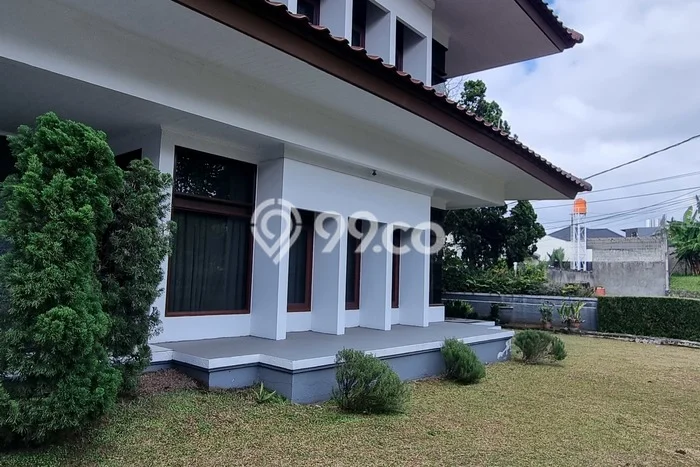 Jual Rumah Luas Elegan Dengan View Cantik di Geger Kalong, Bandung Jual Rumah Luas Elegan Dengan View Cantik di Geger Kalong, Bandung