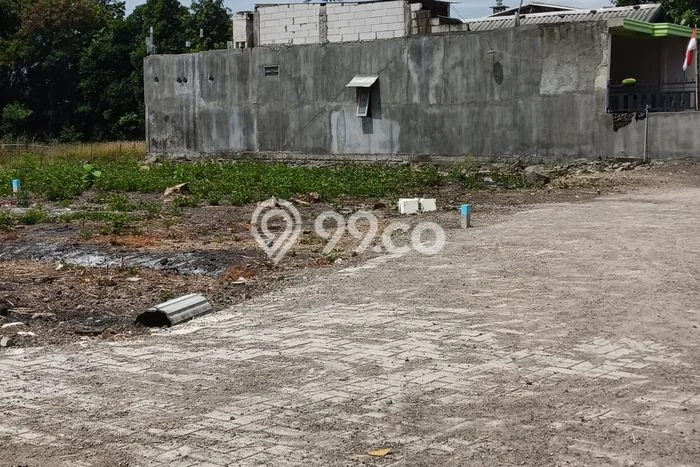 Tanah Komersial Dijual di Prambon Sidoarjo 92m2 Tanah Komersial Dijual di Prambon Sidoarjo 92m2