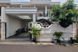 Rumah Luxury Modern Siap Huni di Petukangan Jakarta Selatan Rumah Luxury Modern Siap Huni di Petukangan Jakarta Selatan