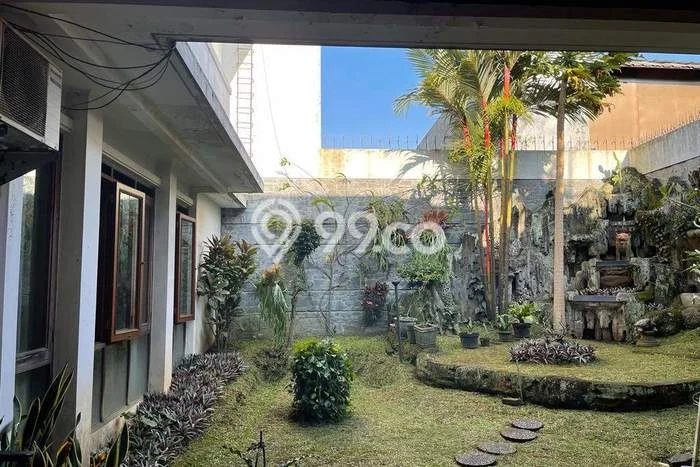 Hunian Mewah Dijual LT 390m2 di Batununggal, Bandung Hunian Mewah Dijual LT 390m2 di Batununggal, Bandung
