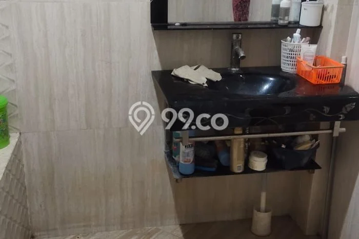 Rumah Strategis Minimalis Lb 230m2 di Pedurungan, Semarang Rumah Strategis Minimalis Lb 230m2 di Pedurungan, Semarang