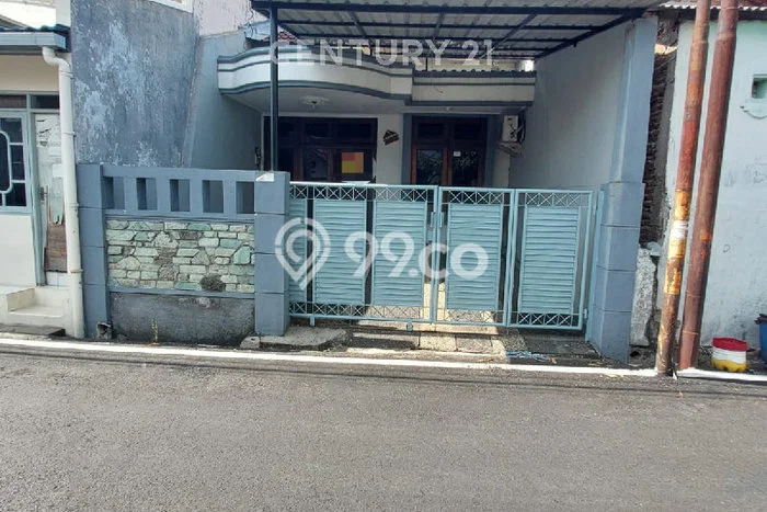 Hunian Cantik Modern Lb 135m2 di Gayamsari, Semarang Hunian Cantik Modern Lb 135m2 di Gayamsari, Semarang