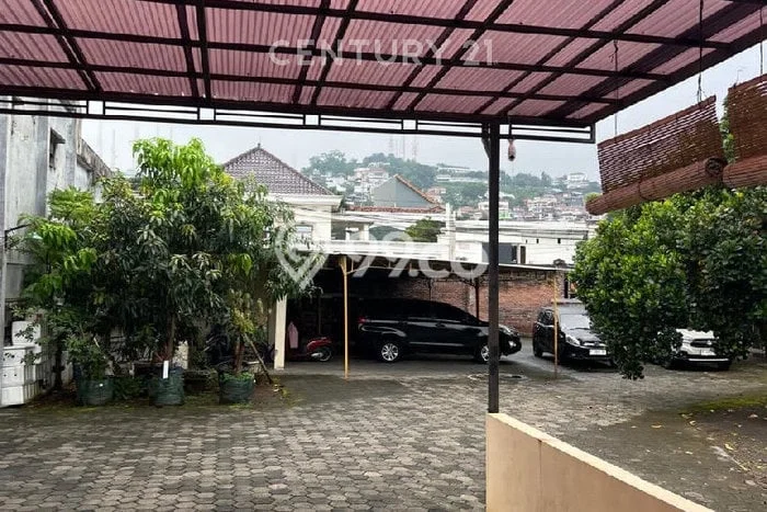 Rumah Luxury Modern Tanpa Renovasi di Ngesrep Semarang Rumah Luxury Modern Tanpa Renovasi di Ngesrep Semarang