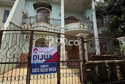 Ready to Use! Luxury House LT 512m2 Desain Elegan di Villa Melati Mas Ready to Use! Luxury House LT 512m2 Desain Elegan di Villa Melati Mas