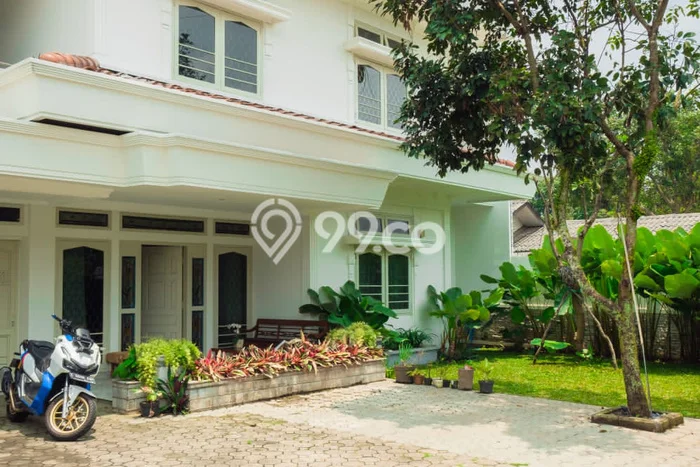 Rumah Eksklusif Siap Huni LT 500m2 di Sukasari, Bandung Rumah Eksklusif Siap Huni LT 500m2 di Sukasari, Bandung