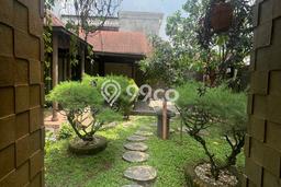Rumah Mewah Siap Huni LT 495m2 di Ciputat, Tangerang Selatan Rumah Mewah Siap Huni LT 495m2 di Ciputat, Tangerang Selatan