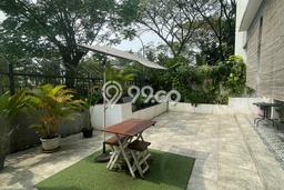 Rumah Elit Modern Tanpa Renovasi di BSD The Icon Tangerang Rumah Elit Modern Tanpa Renovasi di BSD The Icon Tangerang