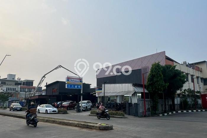 Area Ramai! Komersial Dijual di Serpong Utara untuk Bisnis Luas Bangunan 500m2 Area Ramai! Komersial Dijual di Serpong Utara untuk Bisnis Luas Bangunan 500m2