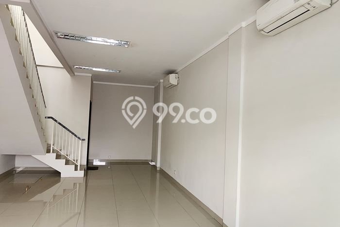 Ruko Dijual di Prime Area Tangerang Selatan Luas 95m2 Ruko Dijual di Prime Area Tangerang Selatan Luas 95m2