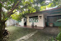 Rumah Luxury Modern Tanpa Renovasi di Kemandoran Jakarta Selatan Rumah Luxury Modern Tanpa Renovasi di Kemandoran Jakarta Selatan