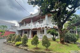 Rumah Luxury Modern Tanpa Renovasi di Sektor 7-Bintaro Tangerang Selatan Rumah Luxury Modern Tanpa Renovasi di Sektor 7-Bintaro Tangerang Selatan
