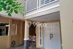 Rumah Luas Asri 5 KT Siap Pakai di Sektor 5 - Bintaro Tangerang Selatan Rumah Luas Asri 5 KT Siap Pakai di Sektor 5 - Bintaro Tangerang Selatan