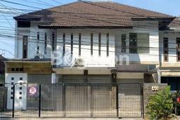 LOKASI PREMIUM! Ruko di Lengkong, Luas 300m², Area Berkembang LOKASI PREMIUM! Ruko di Lengkong, Luas 300m², Area Berkembang