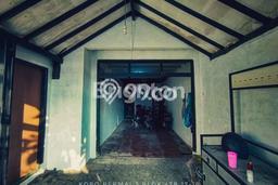 Rumah 8 Kamar Tidur Akses Strategis di Kopo, Dekat Pusat Kota, Bandung Rumah 8 Kamar Tidur Akses Strategis di Kopo, Dekat Pusat Kota, Bandung
