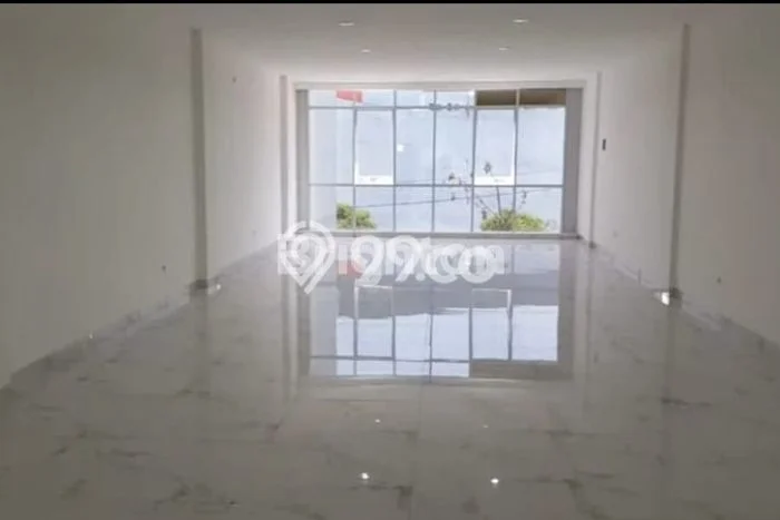 Ruko Paling Dicari LB 620m2 Dijual di Karawang Barat Ruko Paling Dicari LB 620m2 Dijual di Karawang Barat