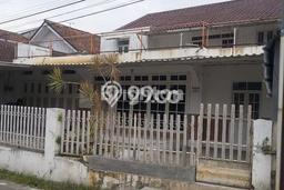 JUAL CEPAT! Rumah Siap Huni Area Strategis Lengkong, Luas 251m² LB 250m² JUAL CEPAT! Rumah Siap Huni Area Strategis Lengkong, Luas 251m² LB 250m²
