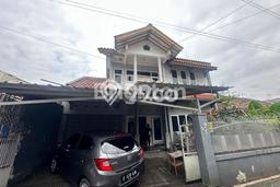 Hunian Mewah LB 150m2 Siap Pakai Desain Elegan di Buah Batu, Bandung Hunian Mewah LB 150m2 Siap Pakai Desain Elegan di Buah Batu, Bandung