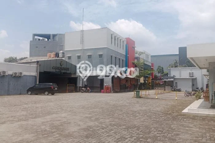 Area Ramai! Ruko Dijual di Klari untuk Bisnis Luas Bangunan 6000m2 Area Ramai! Ruko Dijual di Klari untuk Bisnis Luas Bangunan 6000m2