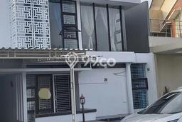 Dijual Rumah 4 Kamar Lokasi Ideal Nyaman dan Strategis di Lippo Cikarang Dijual Rumah 4 Kamar Lokasi Ideal Nyaman dan Strategis di Lippo Cikarang