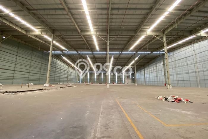 Gudang Komersial Disewakan di Lippo Cikarang Cikarang Luas 5844m2 Gudang Komersial Disewakan di Lippo Cikarang Cikarang Luas 5844m2