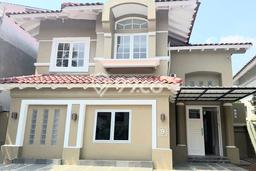Lokasi strategis! Rumah siap huni disewakan di Lippo Cikarang LB 289m2 Lokasi strategis! Rumah siap huni disewakan di Lippo Cikarang LB 289m2