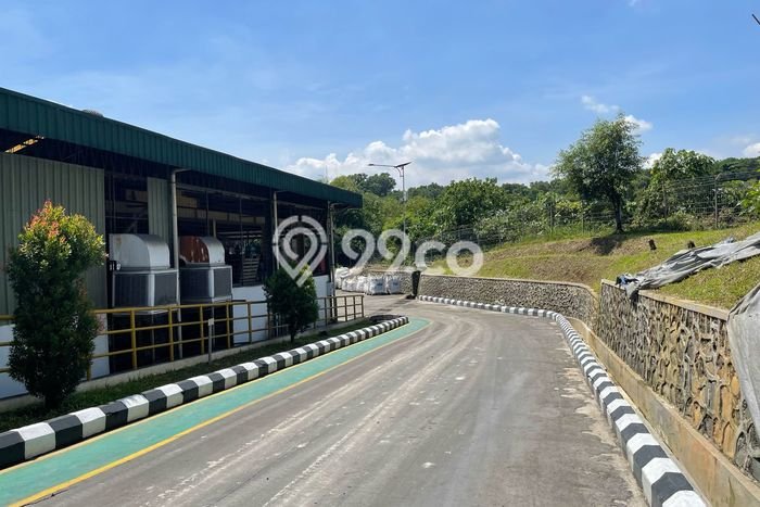 Pabrik Bagus LT 17000m2 LB 12000m2 Dijual di Gunung Putri Bogor Pabrik Bagus LT 17000m2 LB 12000m2 Dijual di Gunung Putri Bogor