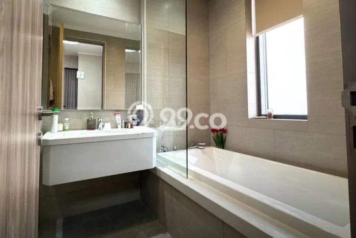 FOR SALE Hunian Apartemen High-Class di Kemayoran dengan 3 Kamar Tidur & Luas 141m2 FOR SALE Hunian Apartemen High-Class di Kemayoran dengan 3 Kamar Tidur & Luas 141m2